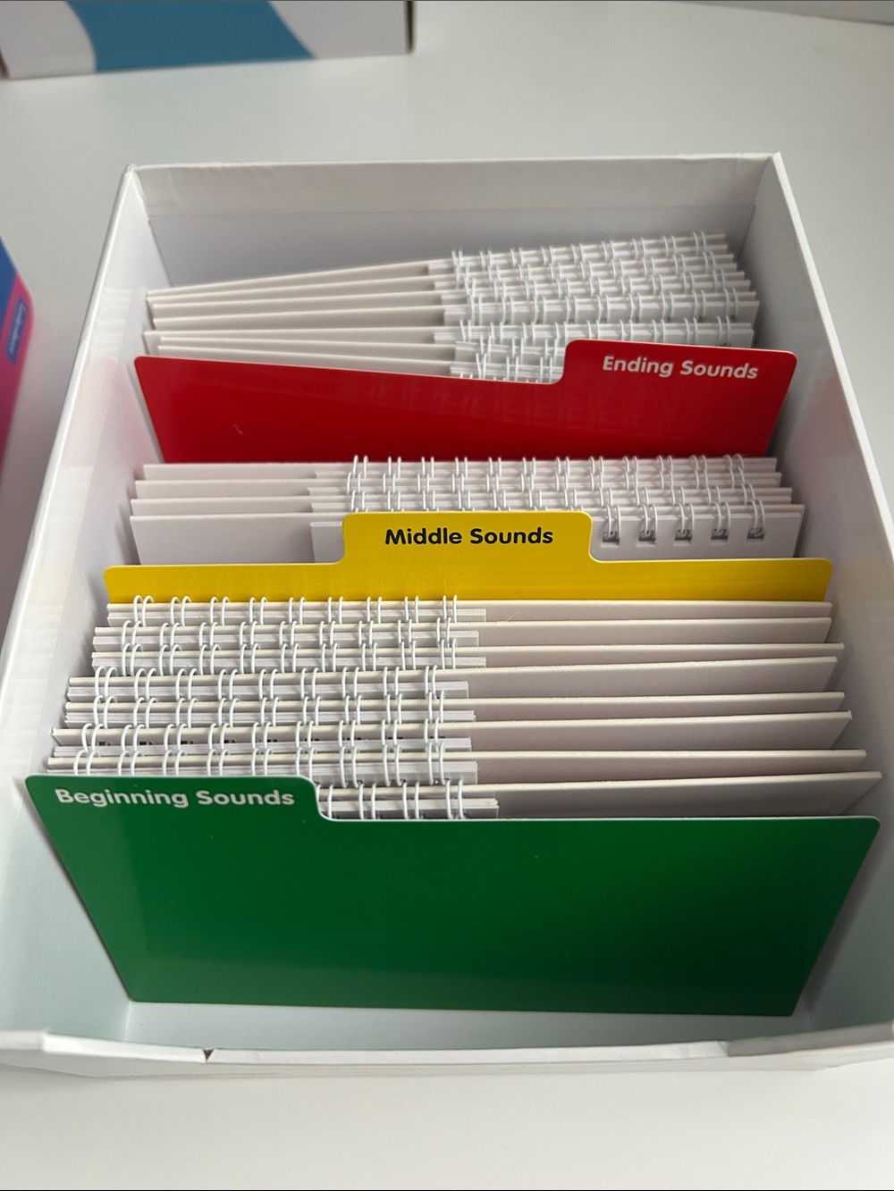 Lakeshore Change-A-Sounds Flip Books 20 Included Ages 4+ - Picture 3 of 11